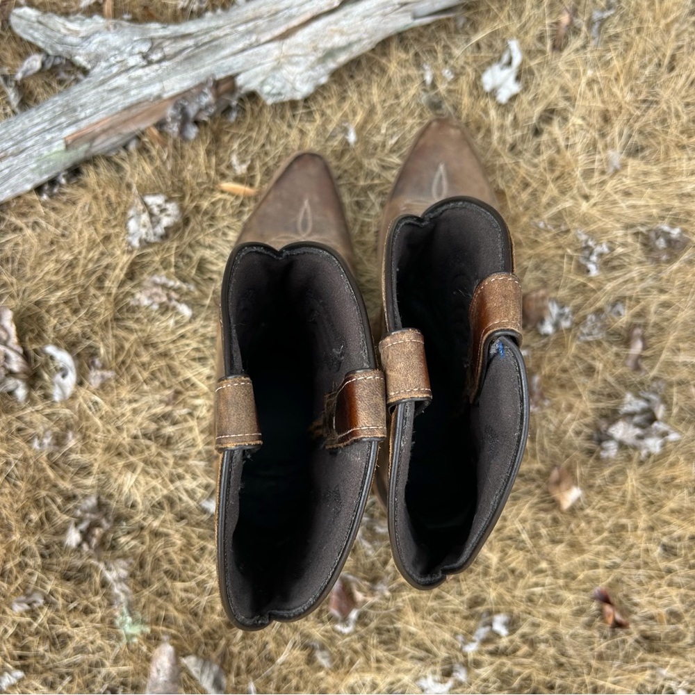 Abilene Boot Co.‎ Rustic Brown Leather Boots - Picture 6 of 10